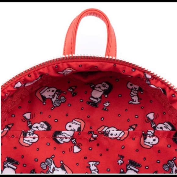 Loungefly peanuts snoopy glow in the dark - Picture 3 of 4